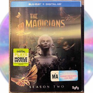 THE MAGICIANS - SEASON 2 - Blu-ray & Digital Code